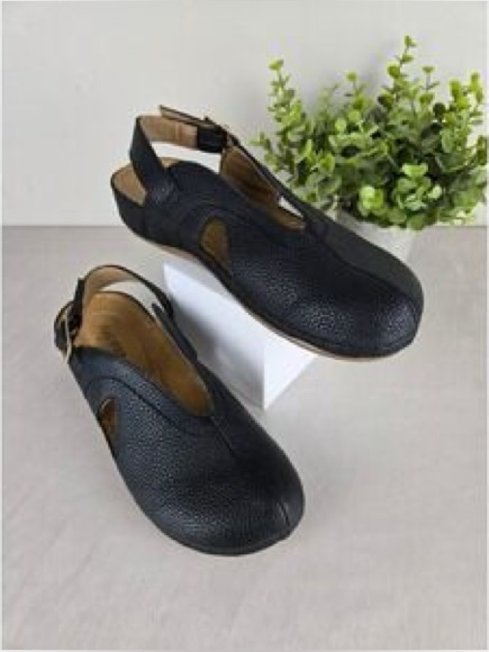 Flex Step Leather Slingback Casual Shoes 9.5 Wide
